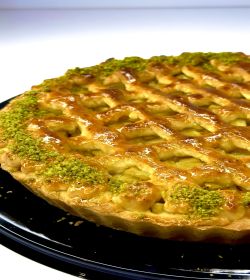 تارت کره ای سیب و گردو